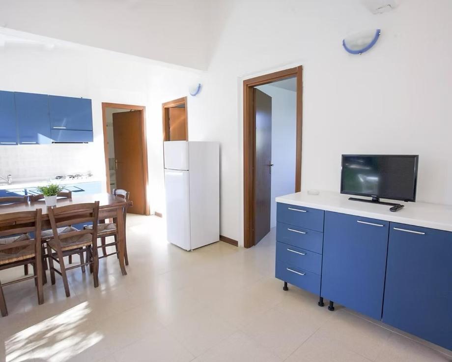 Villa Conti Residence Лакона Екстериор снимка