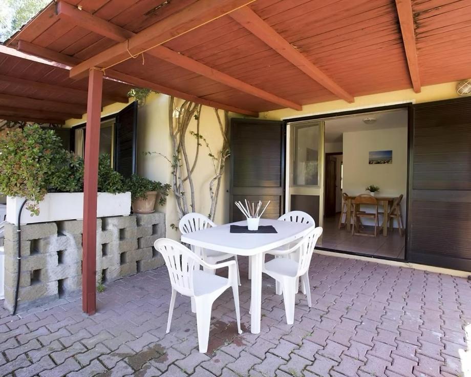 Villa Conti Residence Лакона Екстериор снимка