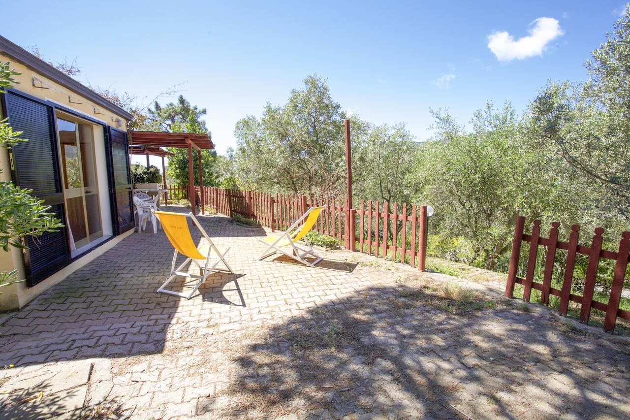Villa Conti Residence Лакона Екстериор снимка