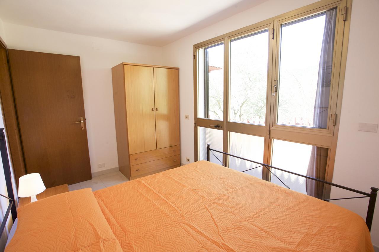 Villa Conti Residence Лакона Екстериор снимка
